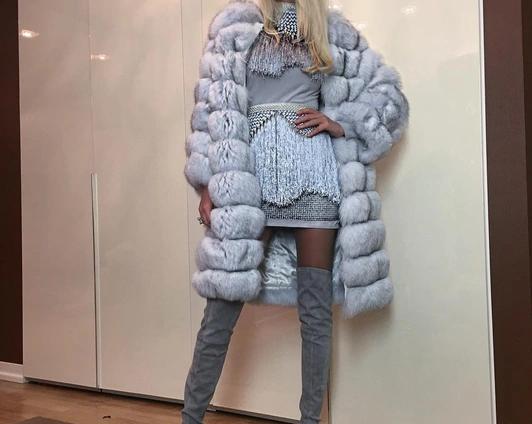Платья Погребняк подозрительно напоминают наряды Balmain